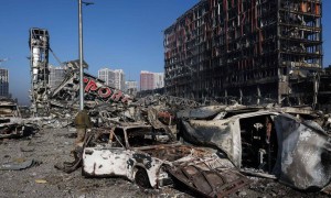 基辅爆炸引发全城震荡！6297架，俄罗斯加速攻势，一个月内摧毁过去一年的总量