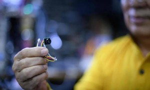 300元卖针孔摄像头，谁在制造偷拍风暴？