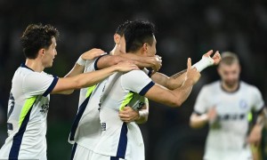 中超-王钰栋破球荒米特里策绝杀 浙江3-2逆转三镇