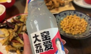 吴京代言的饮料易主，网友惊了